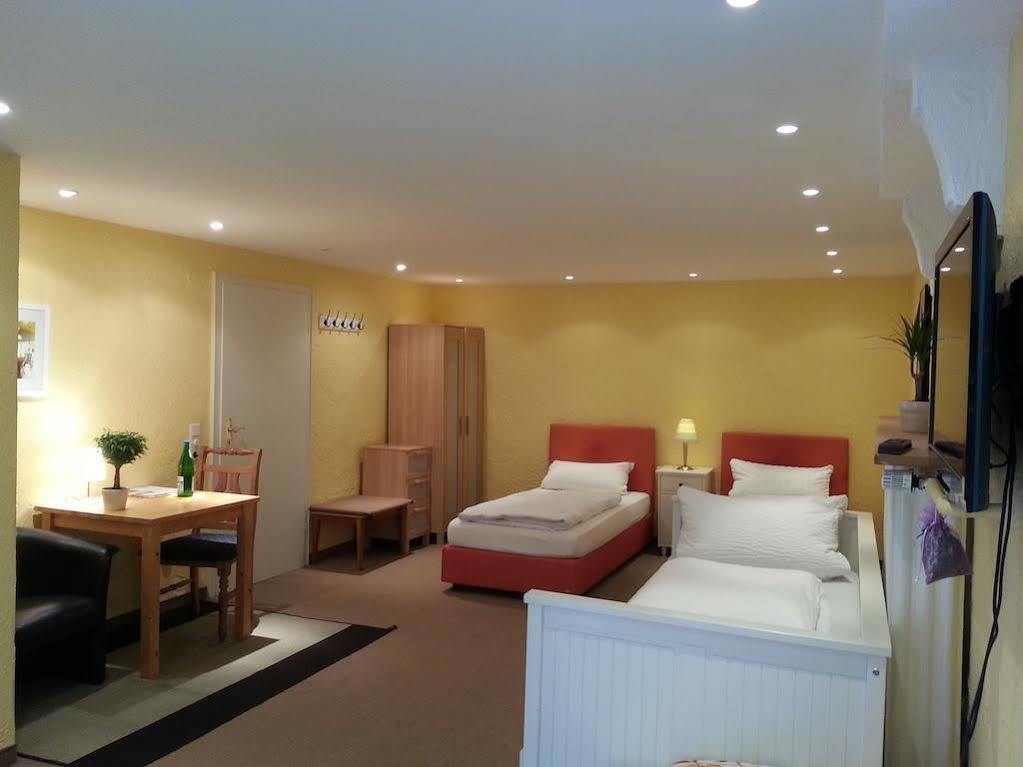 Apartmenthaus Sonnen Düsseldorf Dış mekan fotoğraf